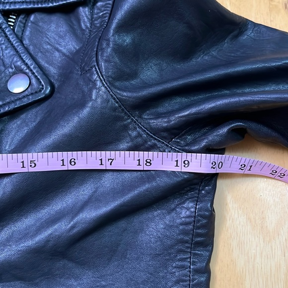 Madewell The Washed Leather Motorcycle Jacket in Trur Black size Medium - Picture 12 of 16